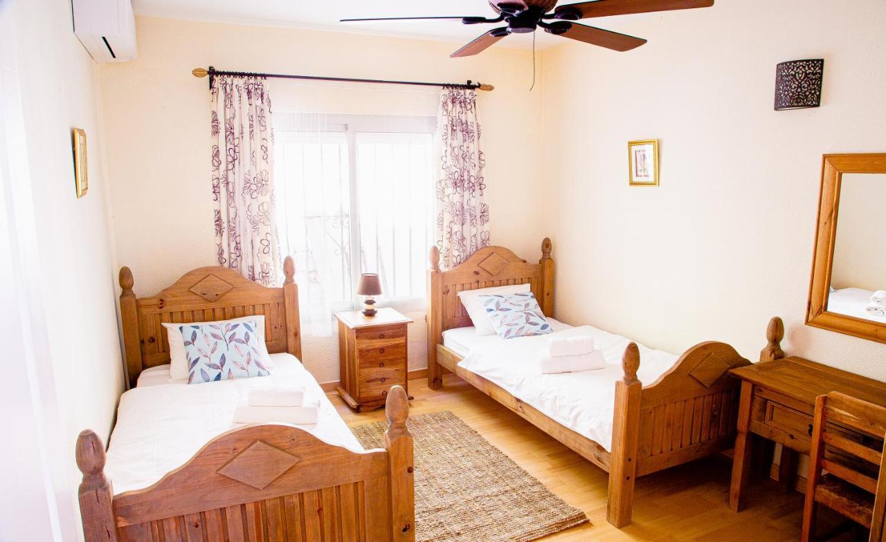 Villa Maria In El Rosario - Mit Sicht Auf Gibralta Marbella Bagian luar foto