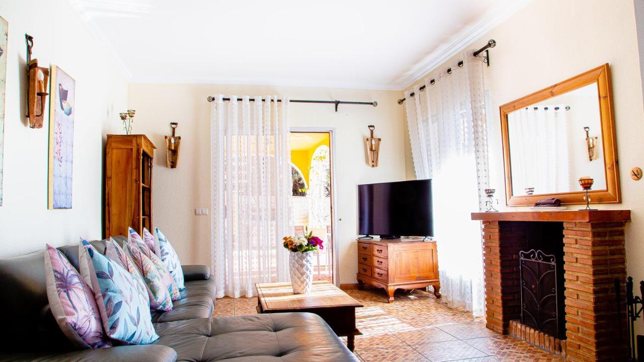 Villa Maria In El Rosario - Mit Sicht Auf Gibralta Marbella Bagian luar foto